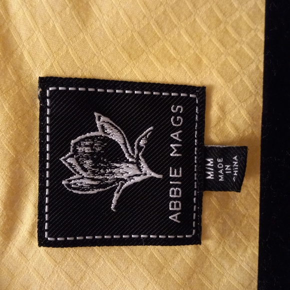 Yellow jacket - Picture 2 of 4